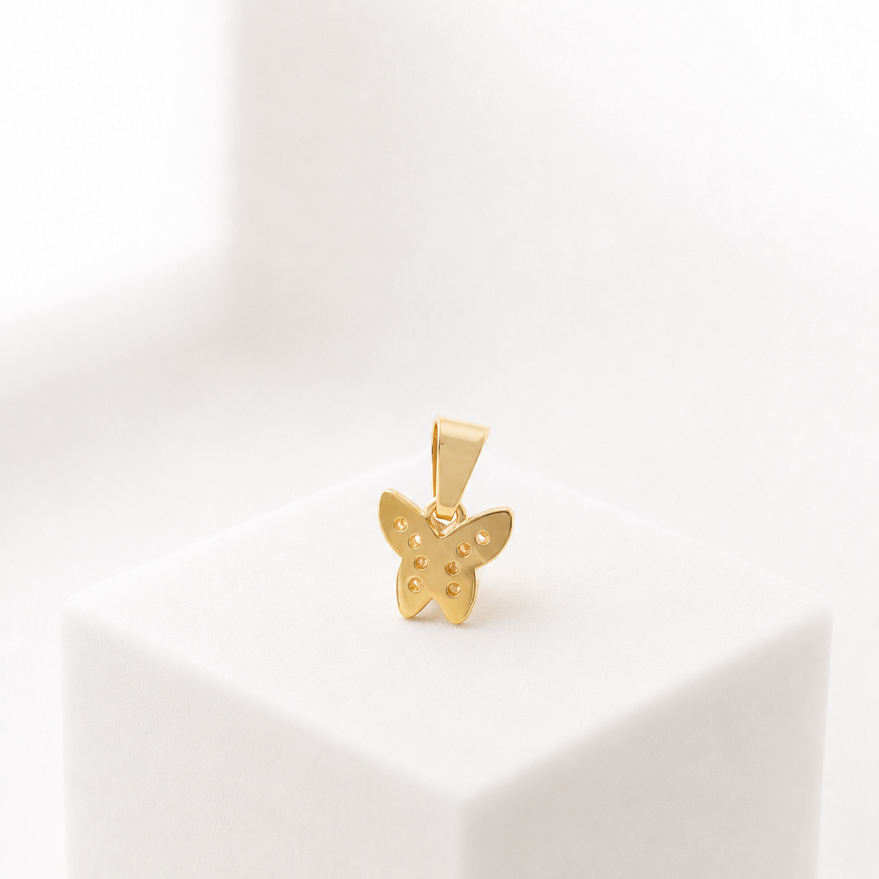 Dije Mariposa Blanca 4 YL0102-54